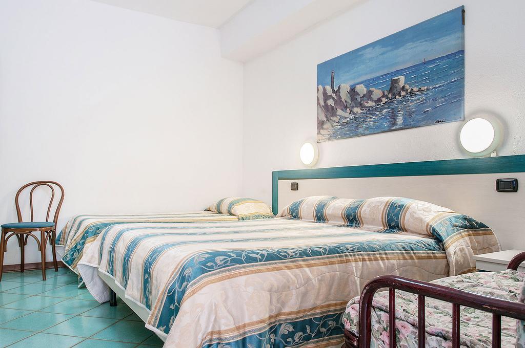 Hotel Annabelle Isquia Exterior foto