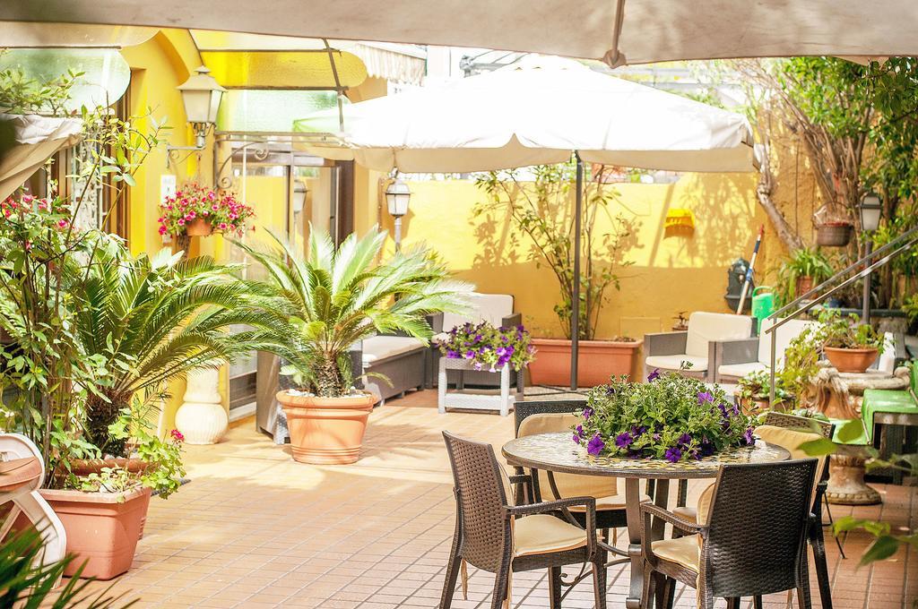 Hotel Annabelle Isquia Exterior foto