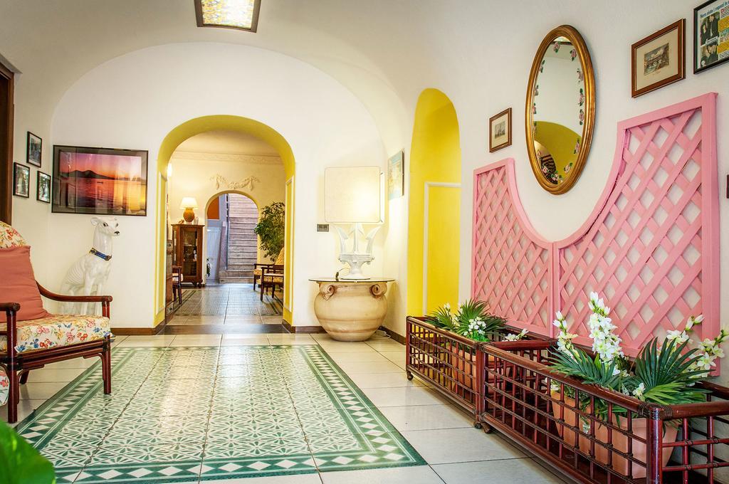Hotel Annabelle Isquia Exterior foto