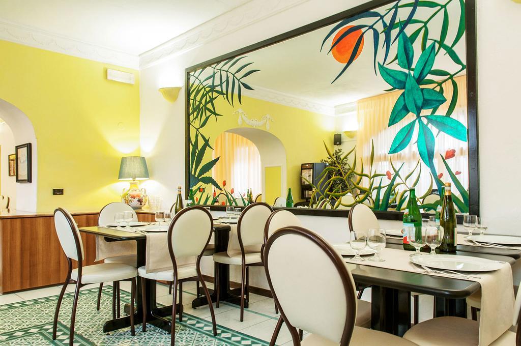 Hotel Annabelle Isquia Exterior foto